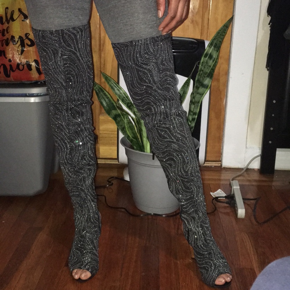 🔥Black Glitter Thigh Highs